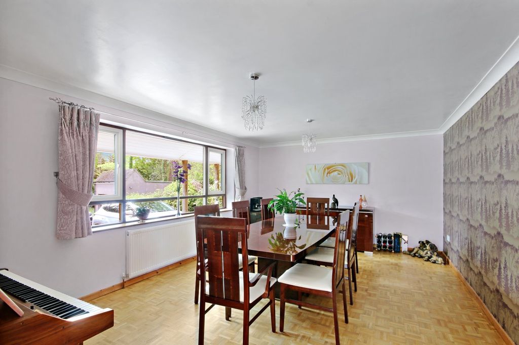 Property photo 3 of 29