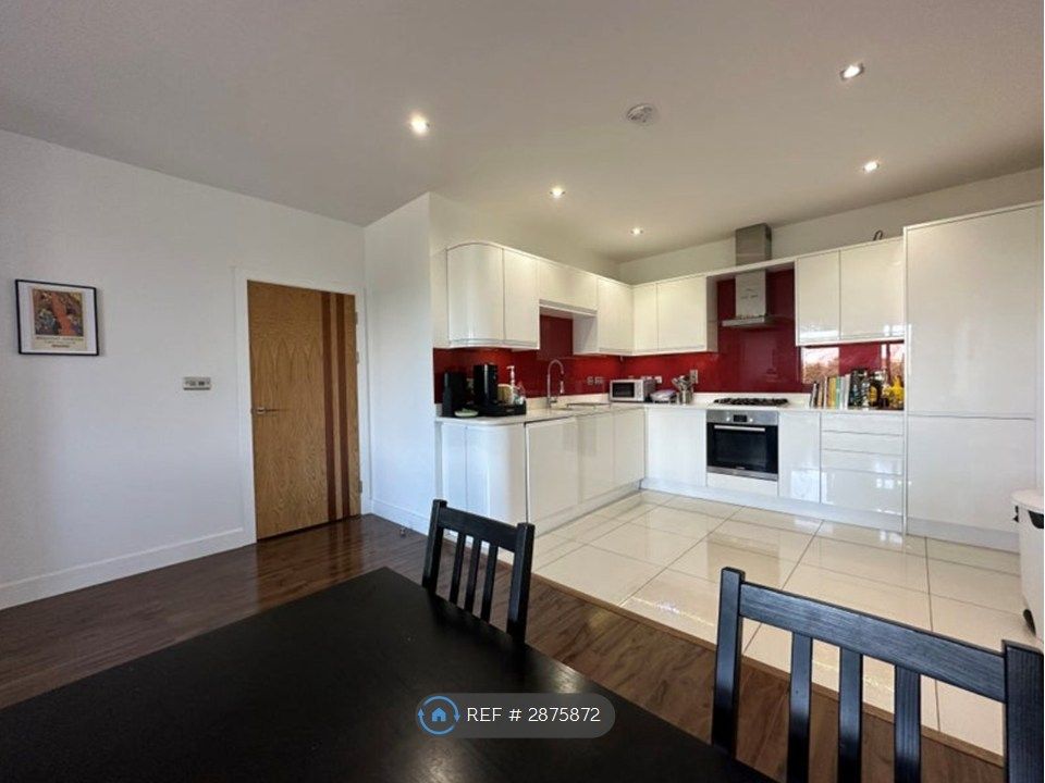 Property photo 2 of 5