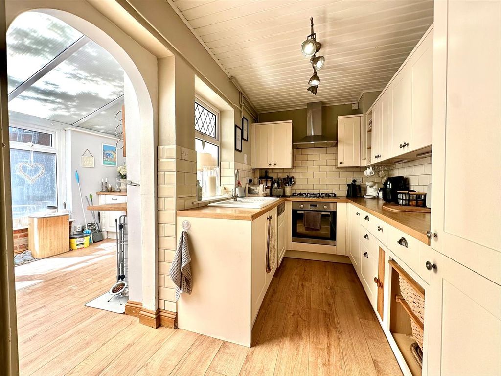 Property photo 3 of 15 17.Jpg