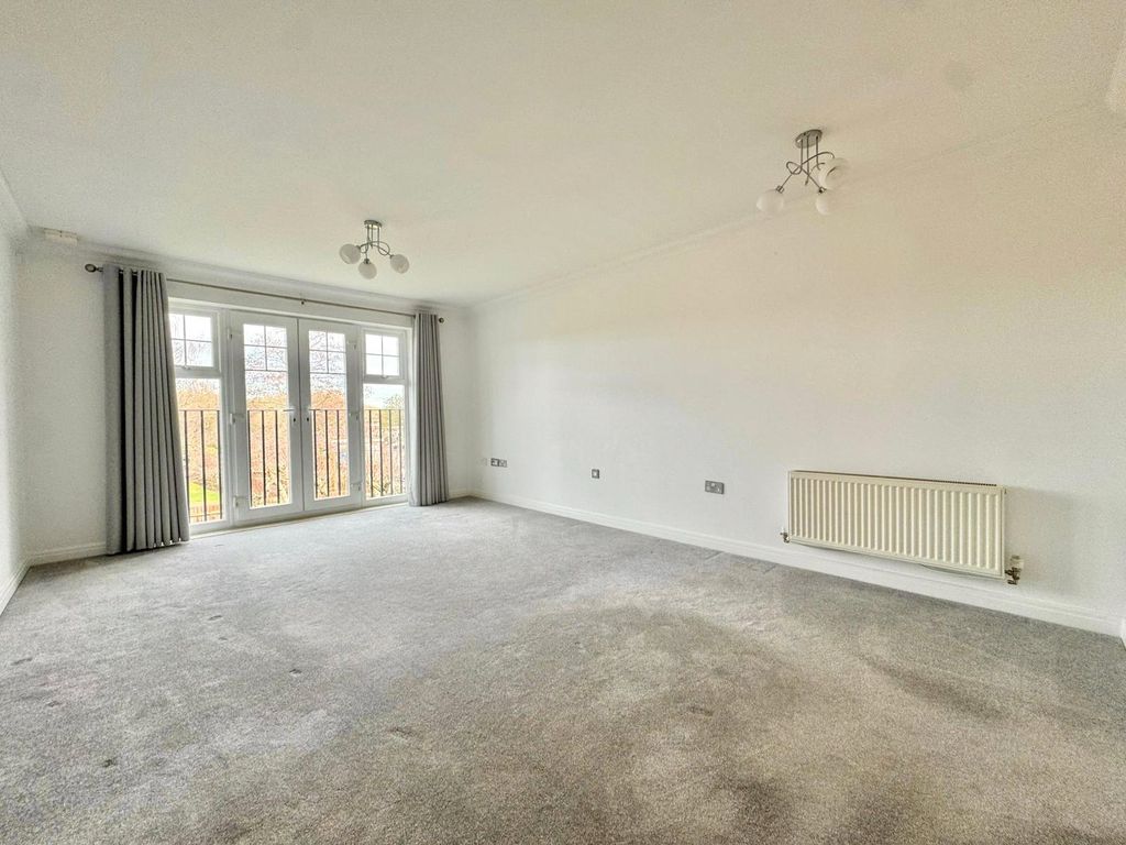 Property photo 3 of 7 Picture No. 29