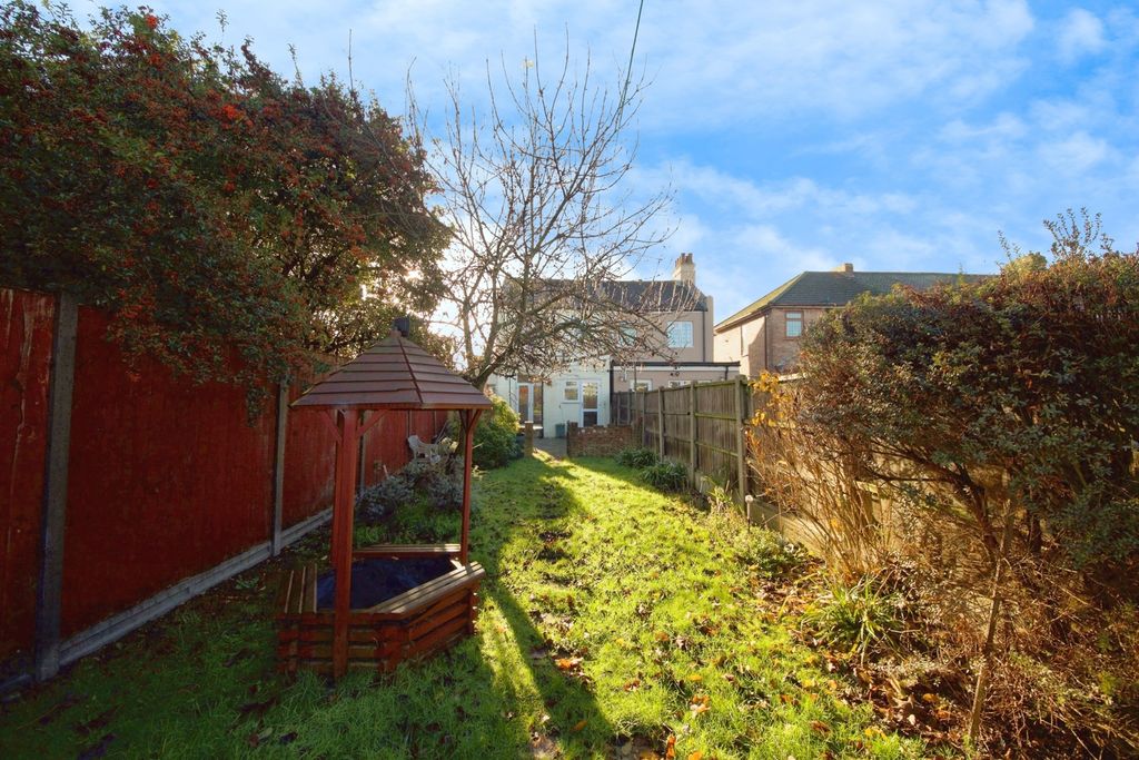 Property photo 2 of 17 Pbox-Img.Jpg