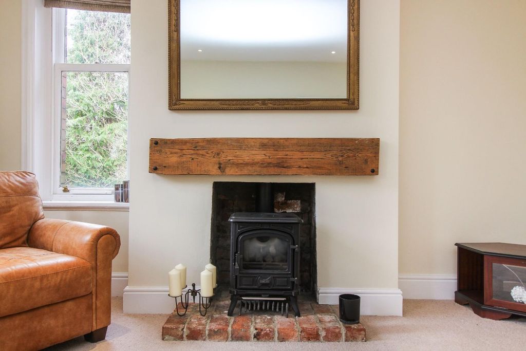 Property photo 3 of 13 Living Room