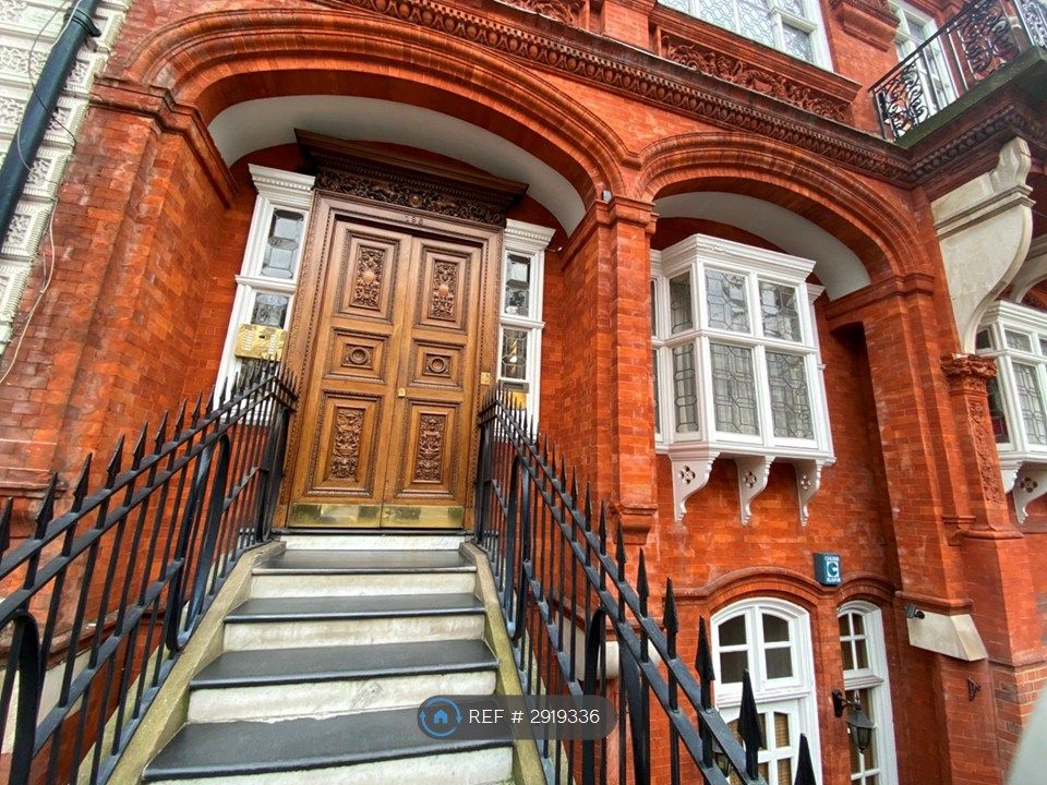 Property photo 1 of 25
