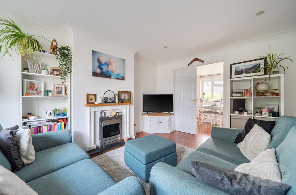 Property photo 2 of 19 c498ee80-12Af-46F...