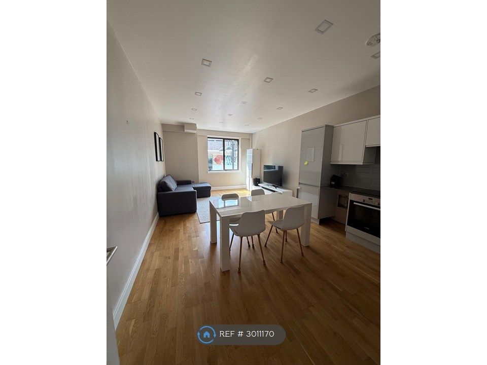 Property photo 3 of 8