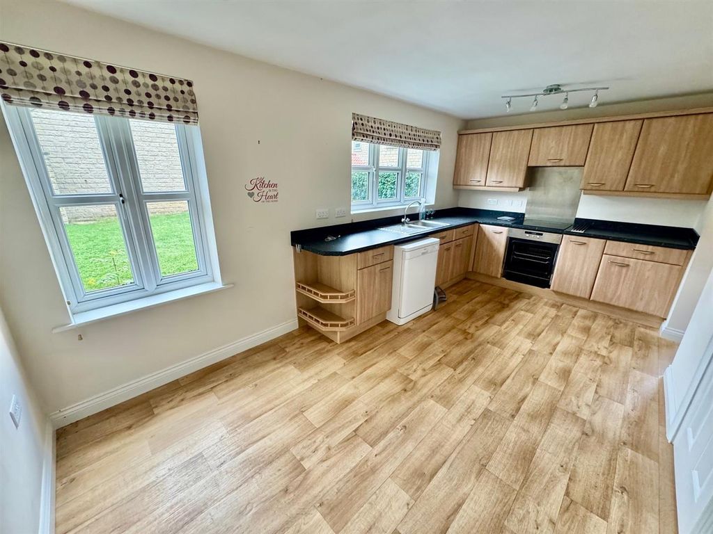 Property photo 2 of 21 Kitchen 2B.Jpg