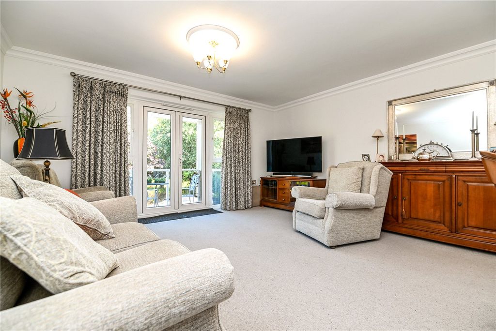 Property photo 3 of 15 Picture No. 06