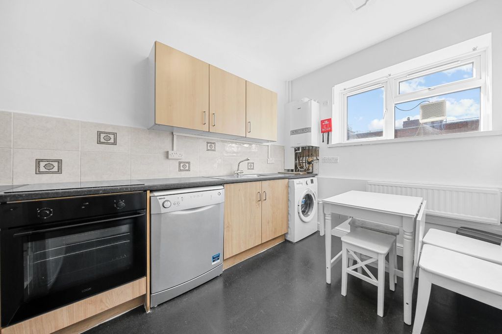 Property photo 1 of 22