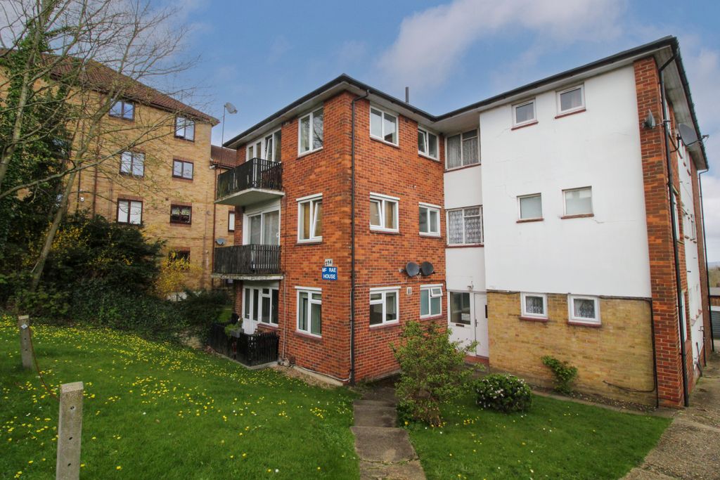 Property photo 2 of 16 1 External