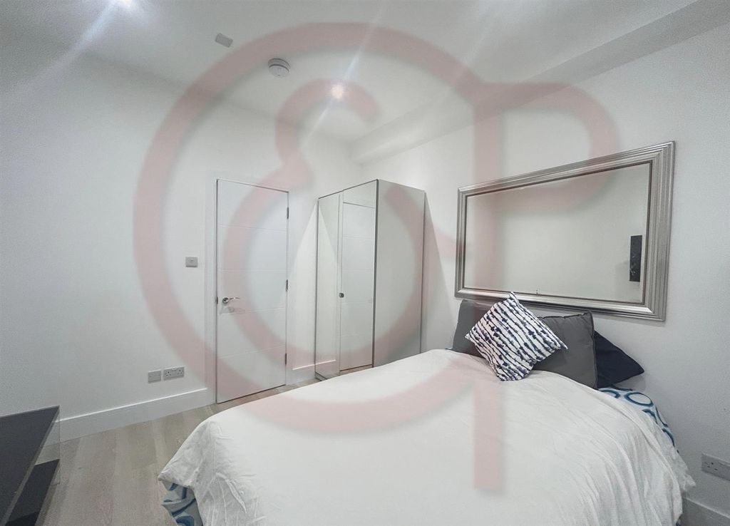 Property photo 3 of 4 Bedroom 2.Jpg