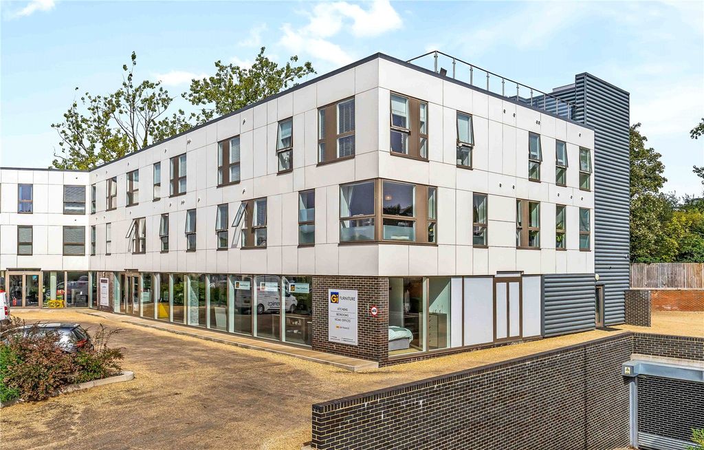 Property photo 1 of 15 Picture No. 24