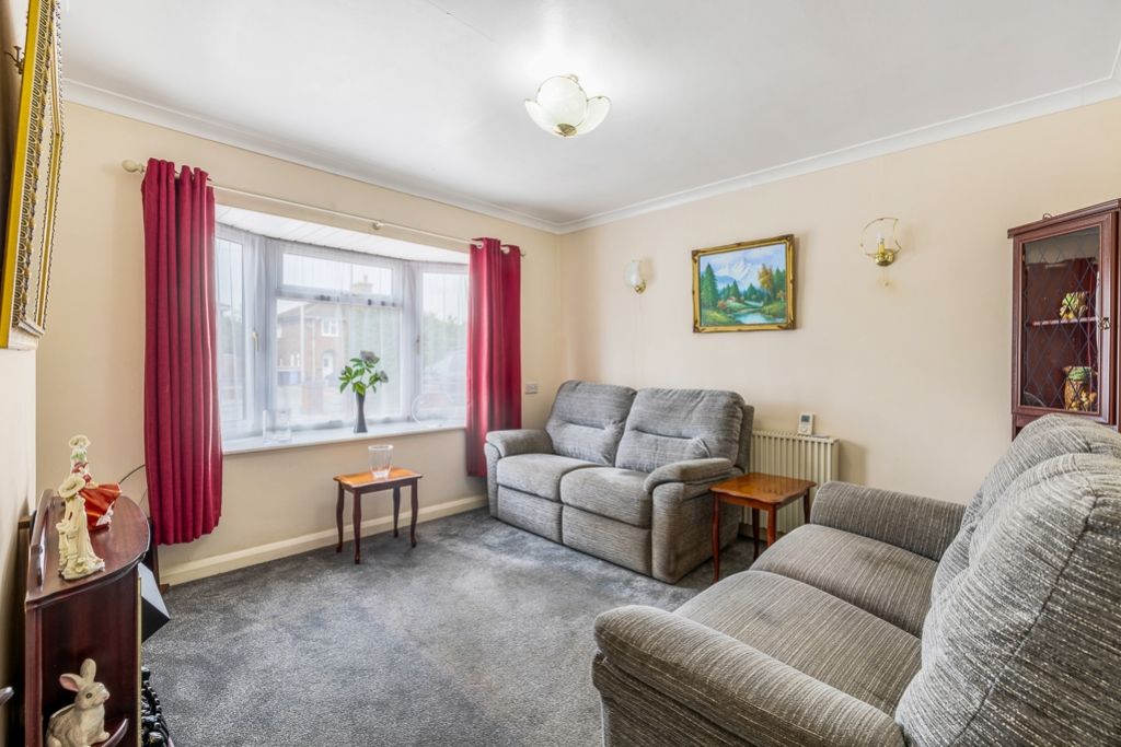 Property photo 3 of 26 15 Kingsway (Fishtoft)-17