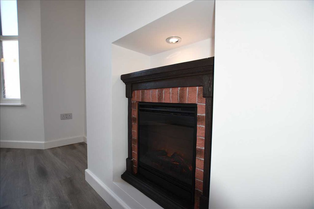 Property photo 3 of 14 Reception