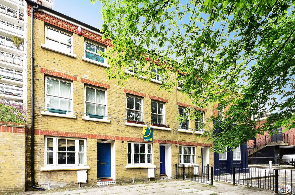 Property photo 2 of 7