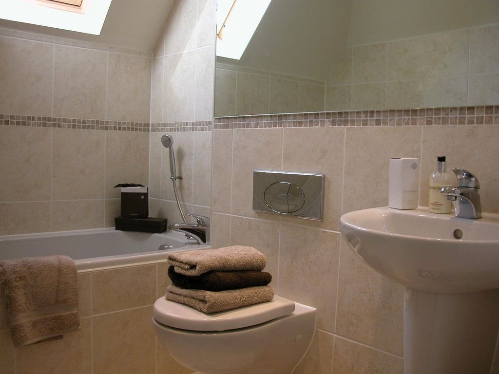 Property photo 3 of 6 Picture No. 04