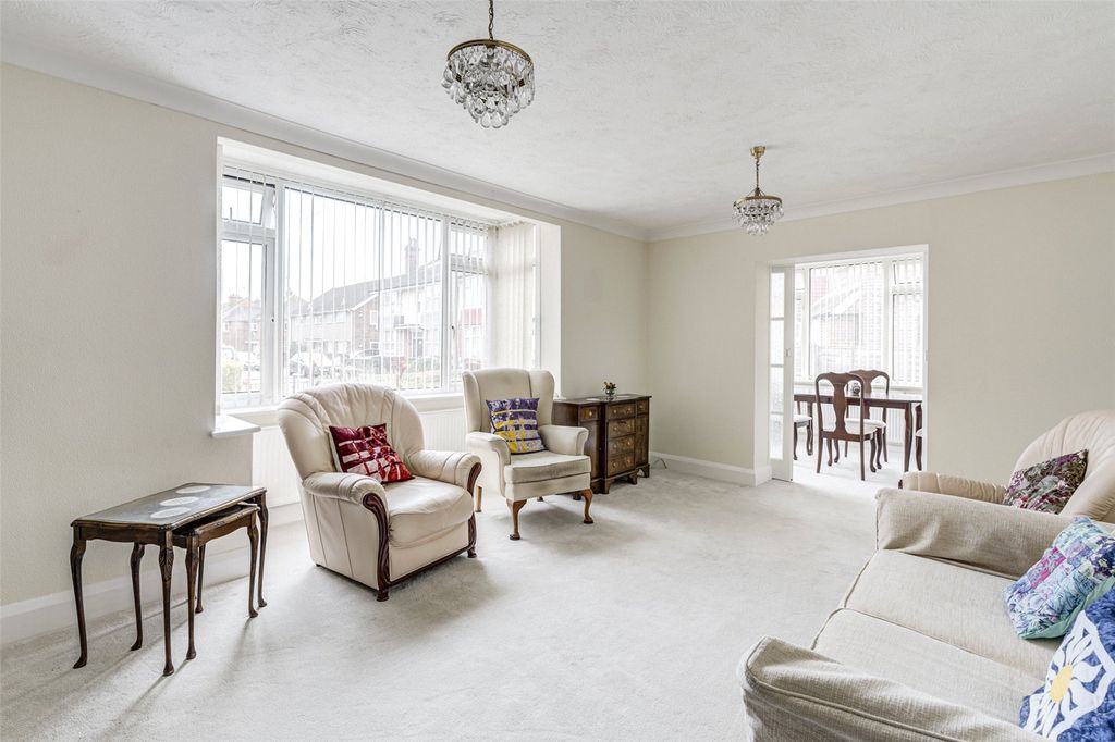 Property photo 2 of 24 Picture No. 20