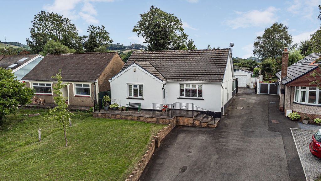 Property photo 2 of 37