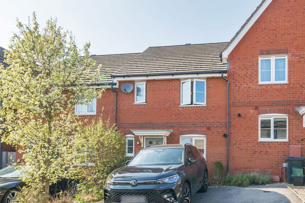 Property photo 3 of 16