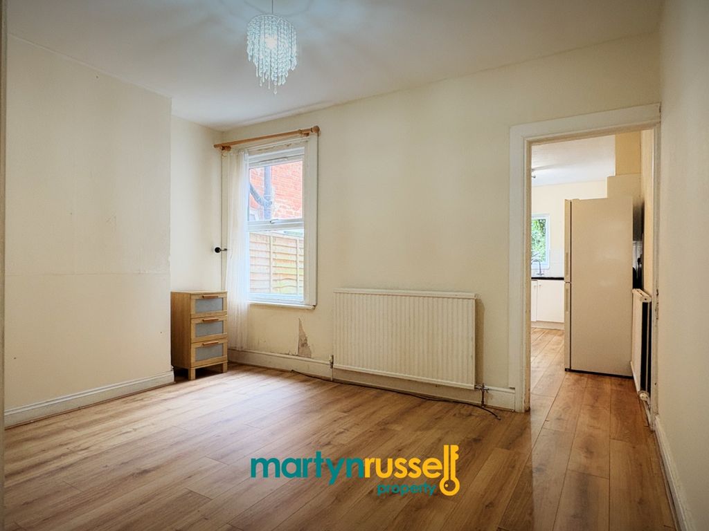 Property photo 3 of 9 4640064