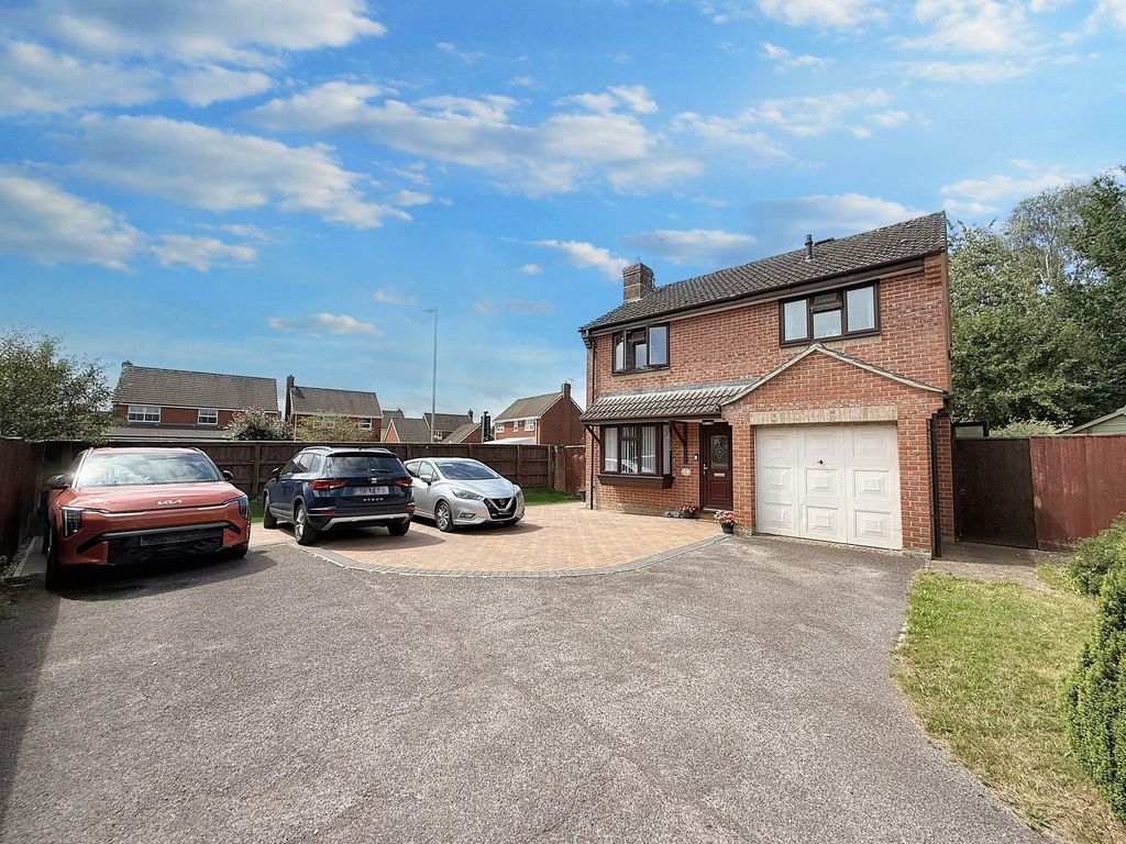 Property photo 1 of 23