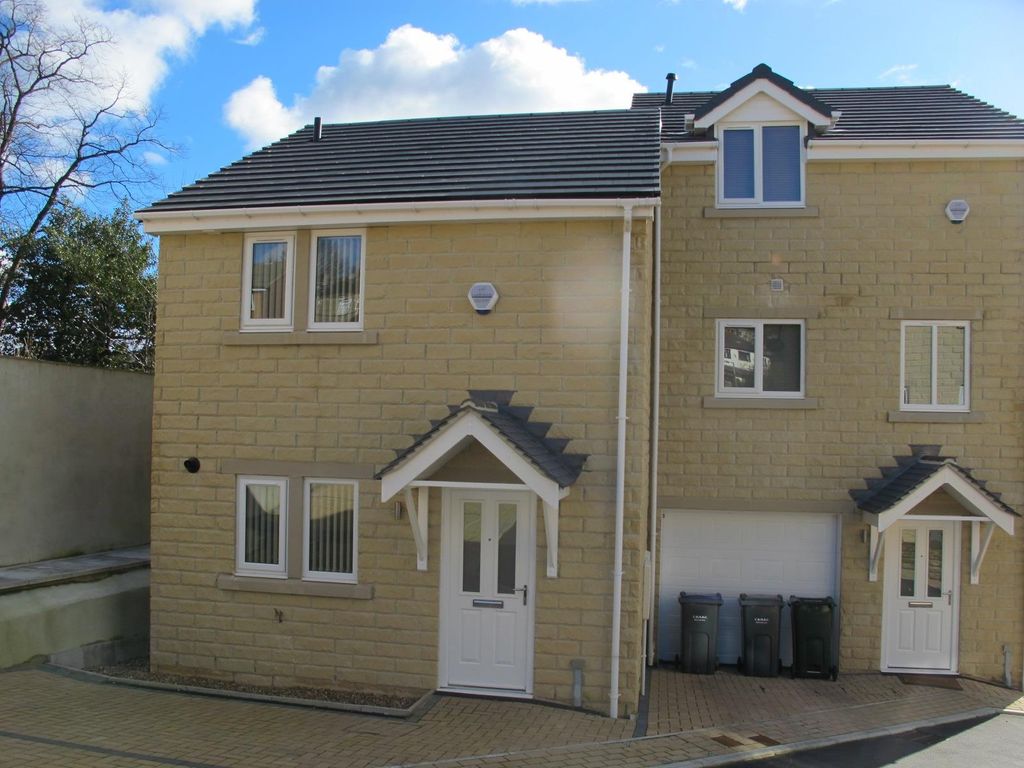 Property photo 1 of 17 0 General