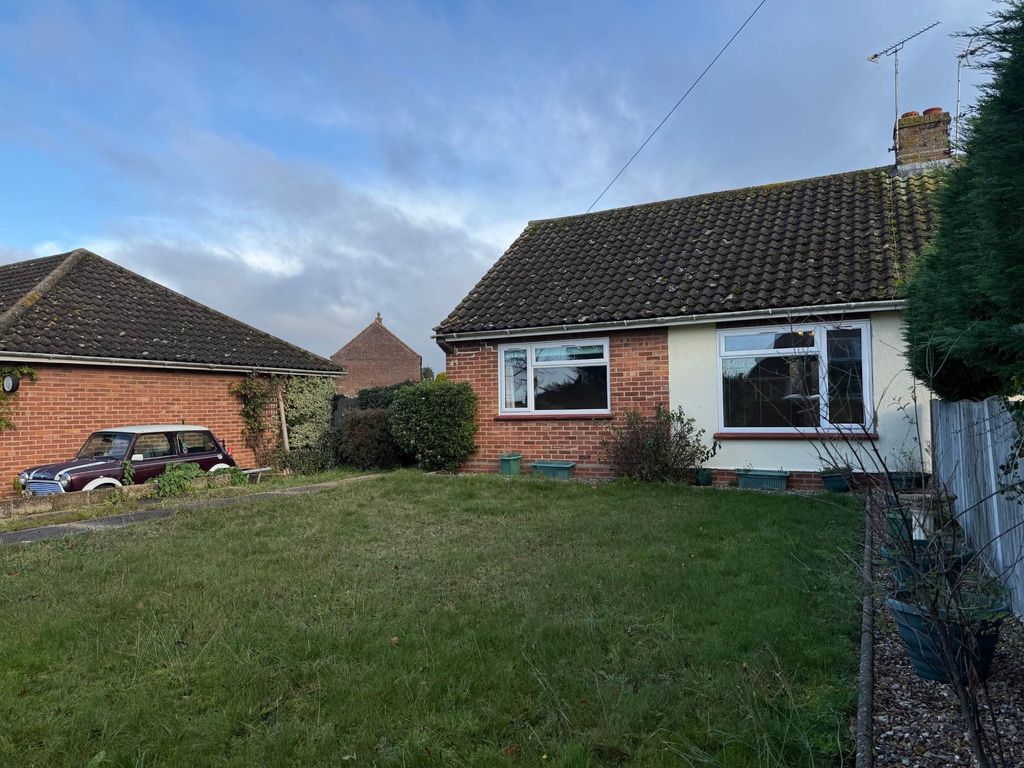 Property photo 2 of 14