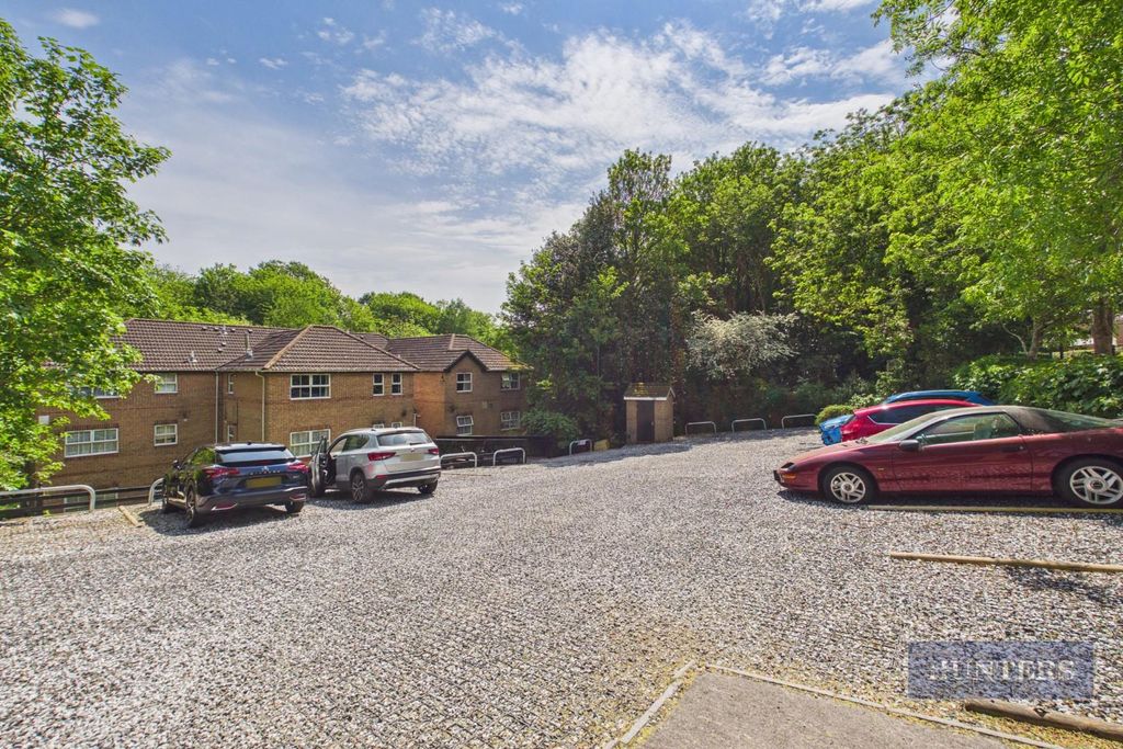Property photo 1 of 12 Cam05152G0-Pr0425-Still024.Jpg