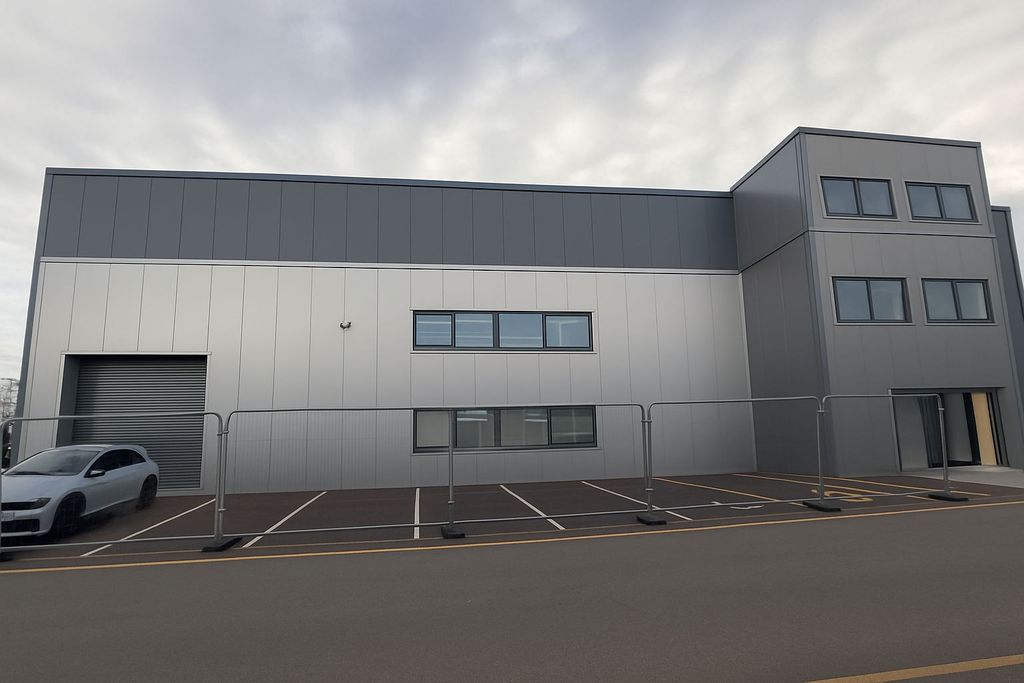 Property photo 2 of 10