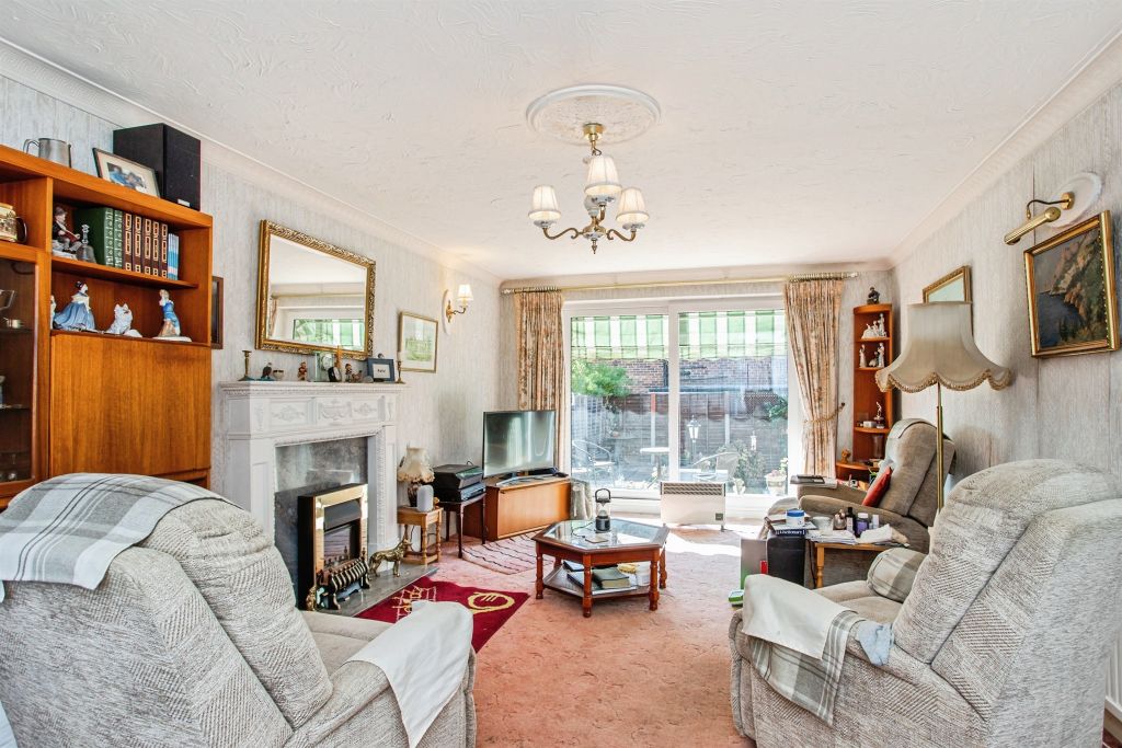 Property photo 2 of 15
