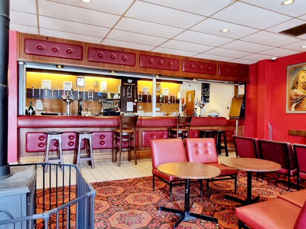 Property photo 3 of 10