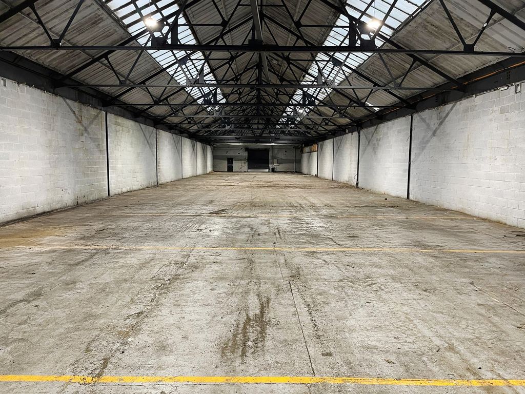 Property photo 3 of 7