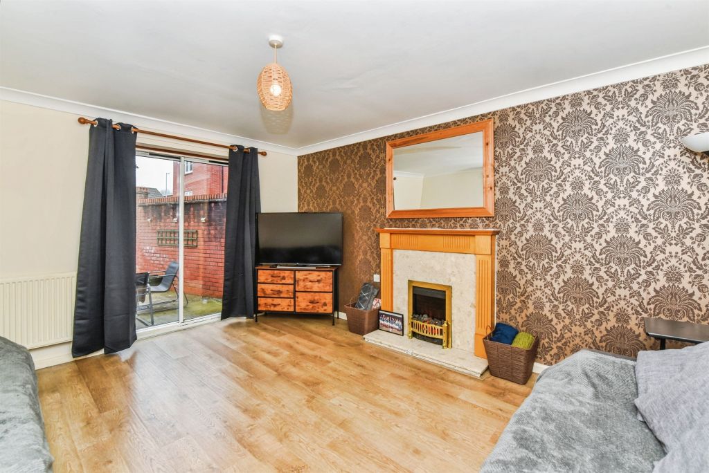 Property photo 3 of 16