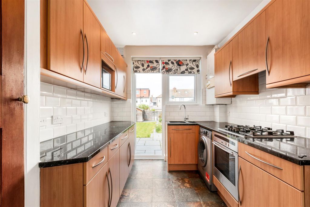 Property photo 2 of 13 Kitchen