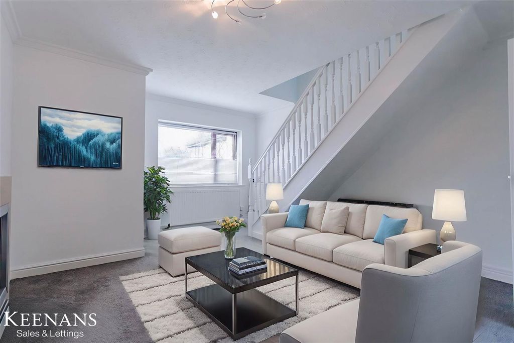 Property photo 1 of 28 Babu9Pgdjukfo0Lpbsnhwg - Living Room - Standard -