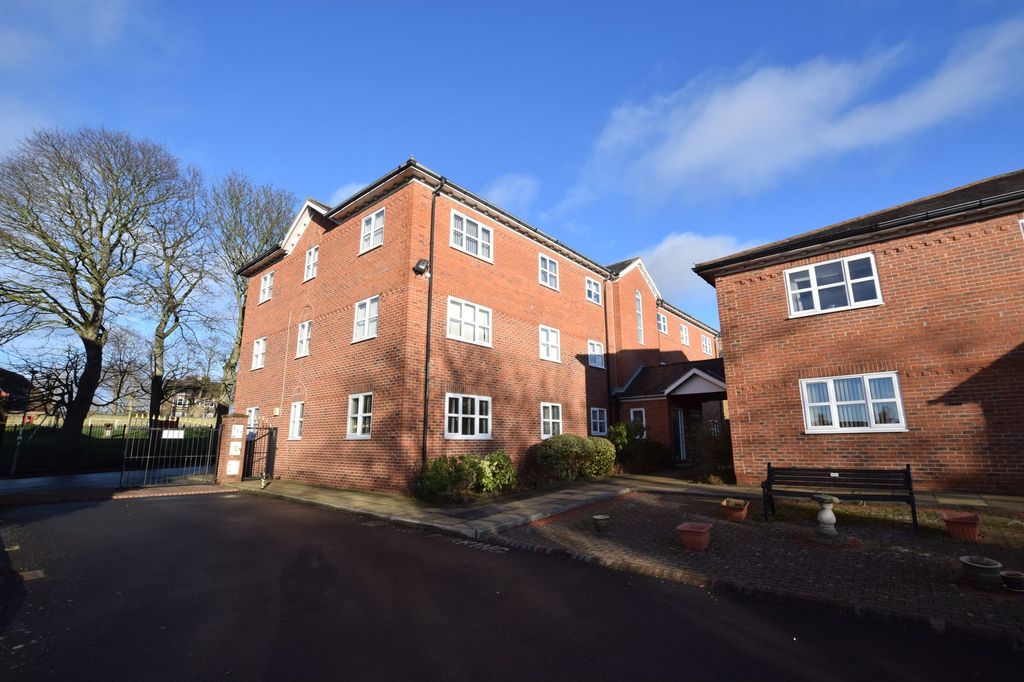 Property photo 2 of 6 External