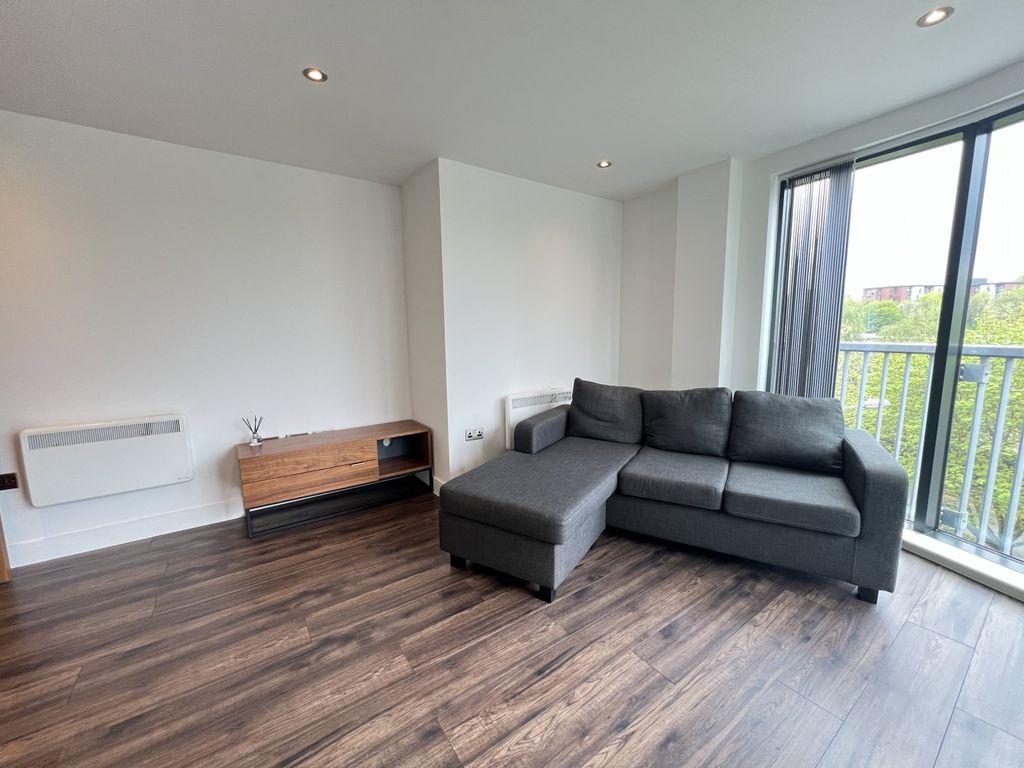 Property photo 3 of 10 Picture No. 21