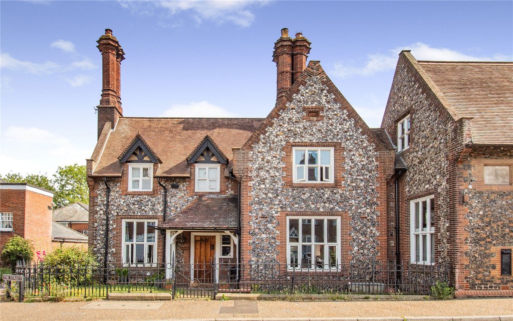 Property photo 1 of 14 Manor House