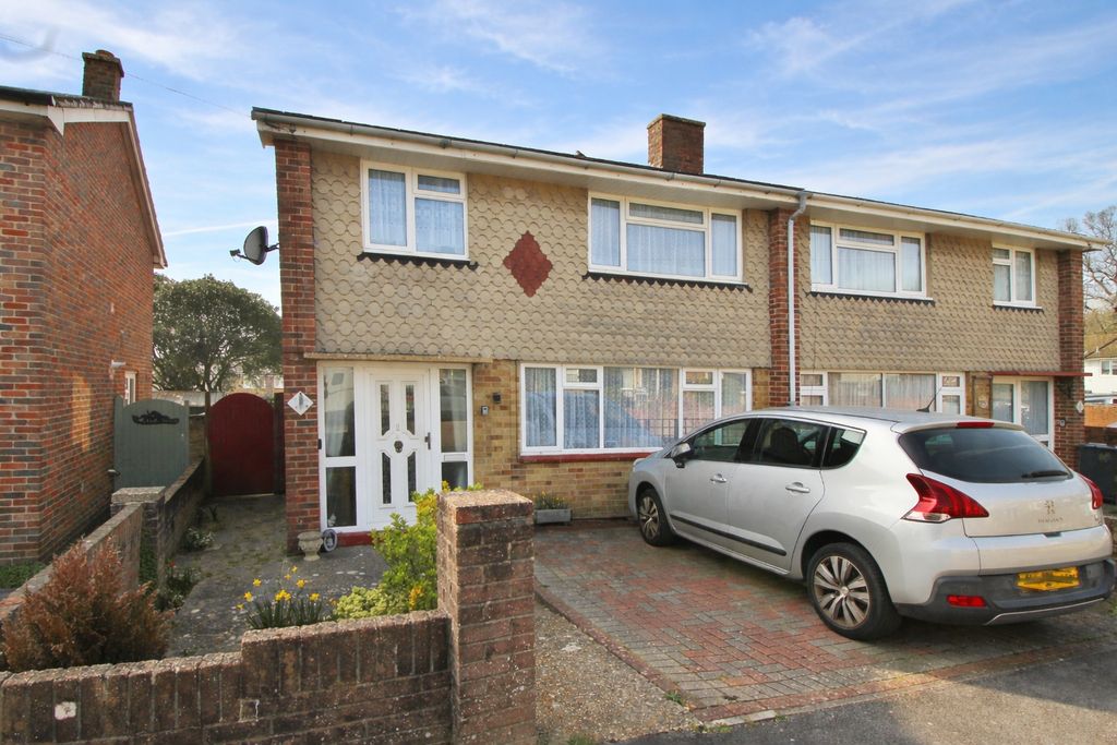 Property photo 1 of 15