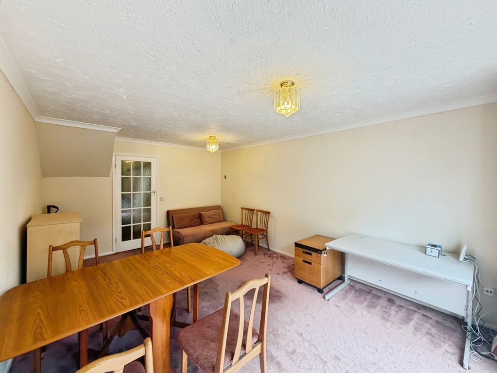 Property photo 2 of 12 Pbox-Img.Jpg