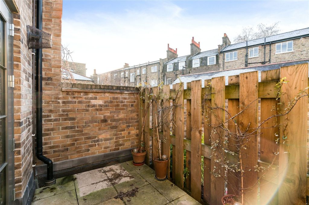 Property photo 3 of 8 Picture No. 08