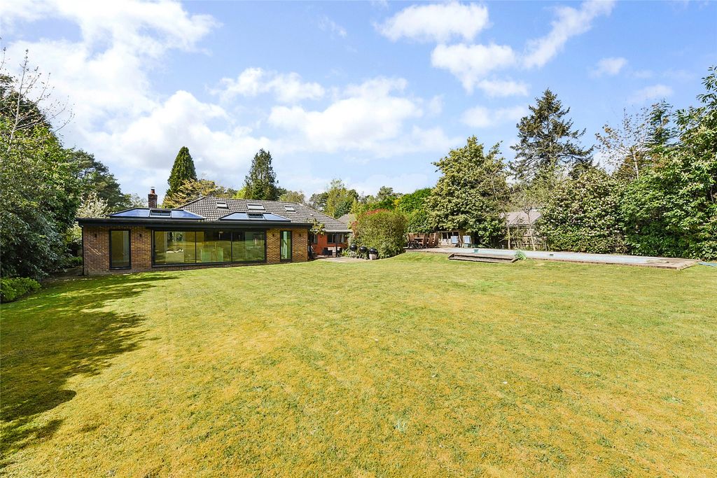 Property photo 3 of 33 Picture No. 41
