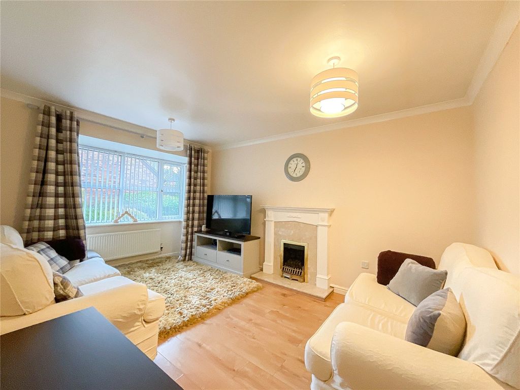 Property photo 2 of 14 Picture No. 07