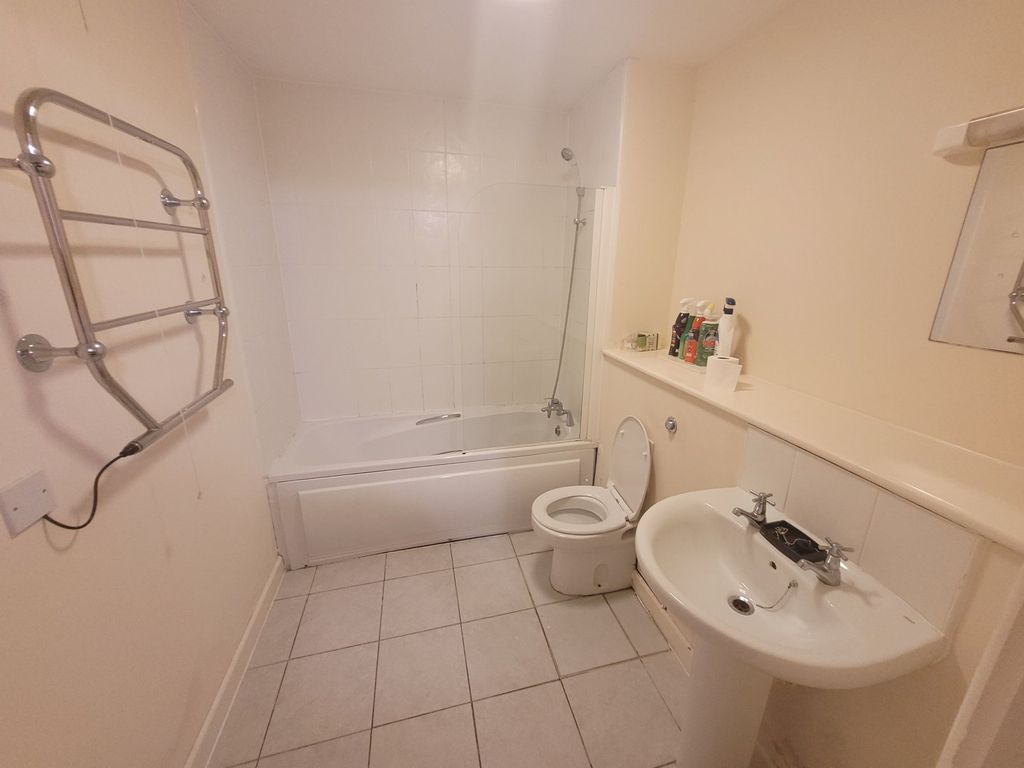 Property photo 3 of 5