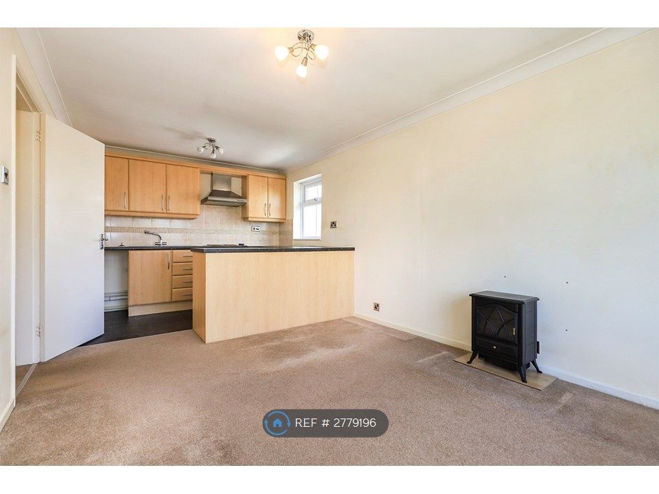 Property photo 2 of 3
