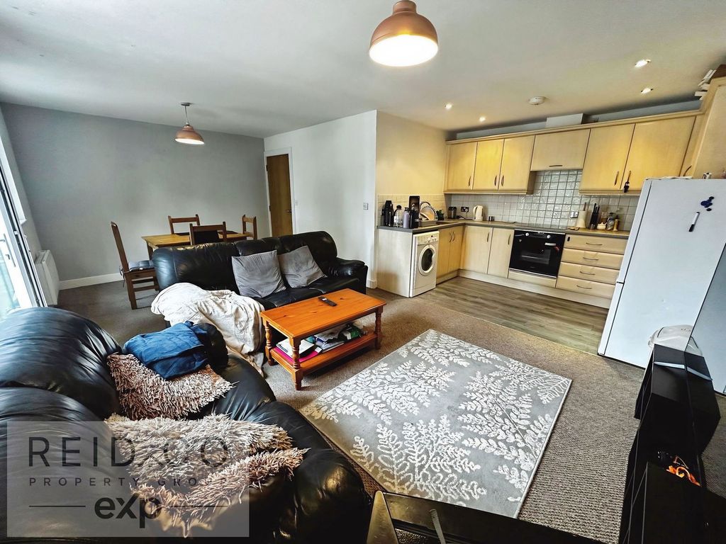 Property photo 2 of 12