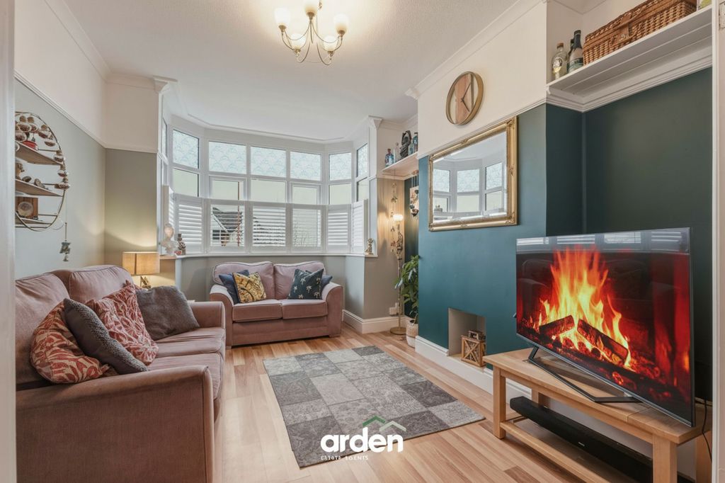 Property photo 2 of 15