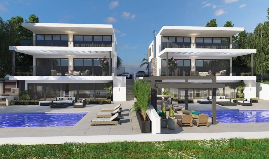 Property photo 2 of 16