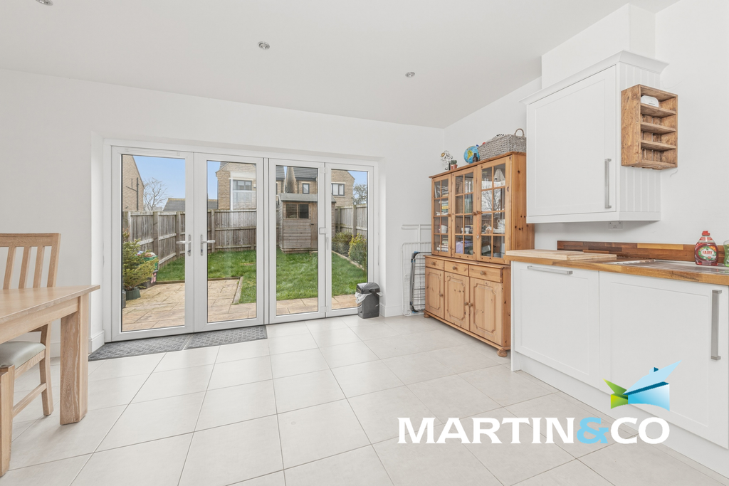 Property photo 3 of 23 Picture20