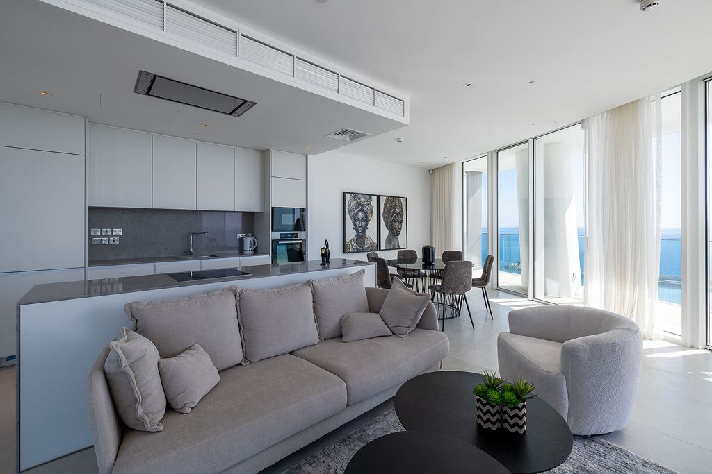 Property photo 1 of 30