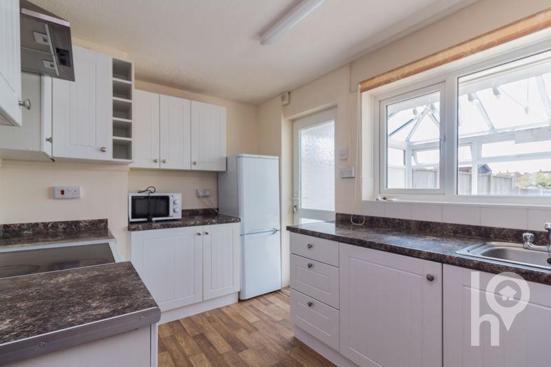 Property photo 3 of 8 Photo 5